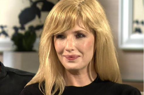 Kelly Reilly: Net Worth, Early Life & Career
